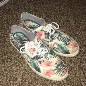H&M Men’s Floral Shoes